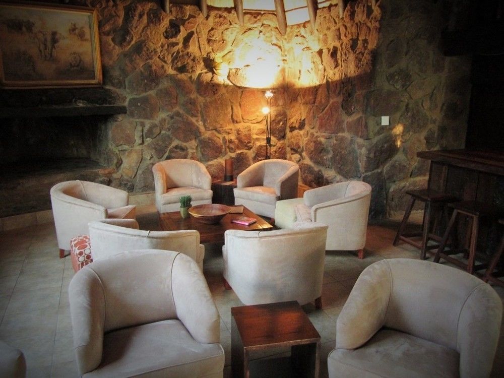 Dinkweng Safari Lodge The Waterberg Biosphere Екстериор снимка